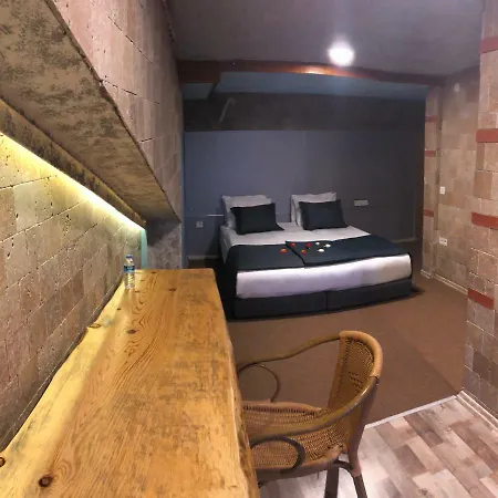 Bed & Breakfast White House 2*